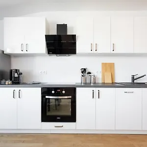 Apartment Penthouse Bei Schönbrunn Mit Dachterasse! N44, Wien