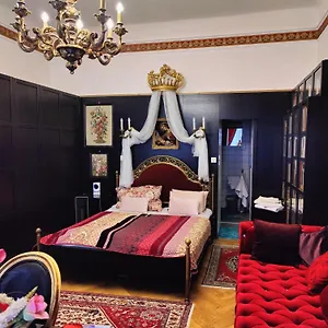  Maison d'hôtes Luxury Near Castle