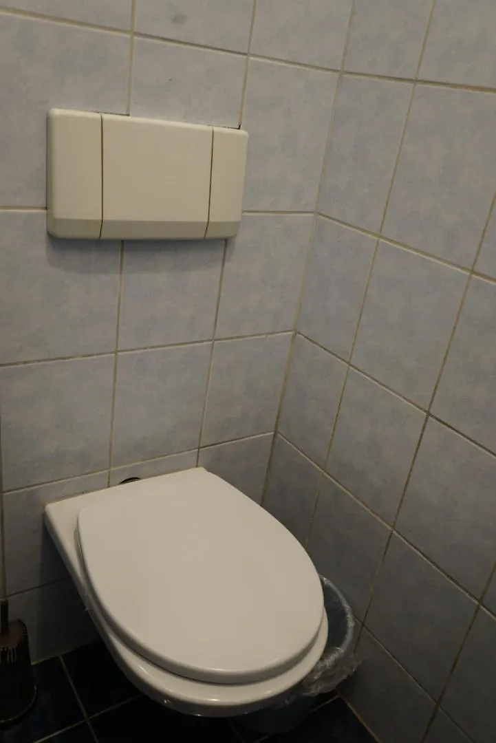 Ubytování v soukromí U6 Schoepfwerk Hostel 11 Vídeň