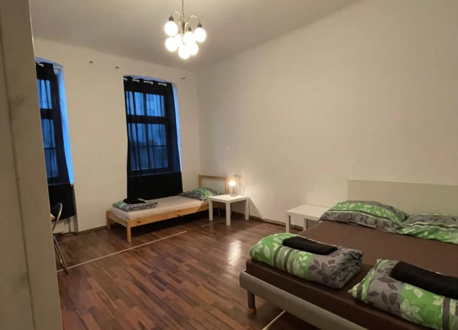 U6 Schoepfwerk Hostel 11 Vienna Homestay